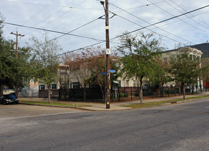 1711 St Andrew St in New Orleans, LA - Building Photo - Building Photo