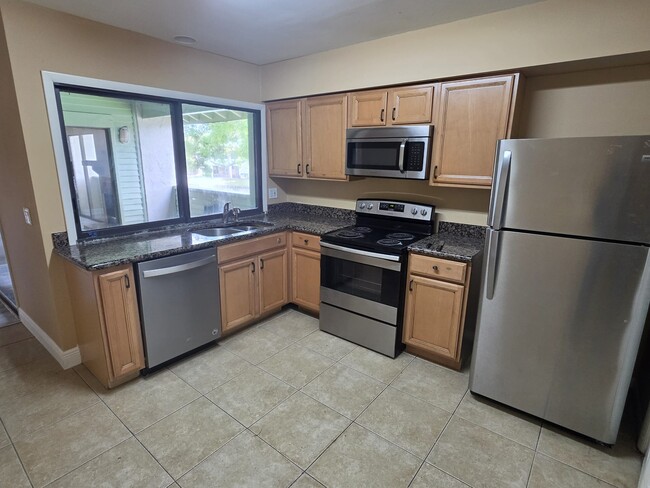 property at 4158 Pinelake Ln