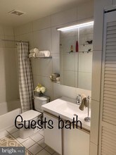 2702 Lighthouse Point E-Unit -720 in Baltimore, MD - Building Photo - Building Photo