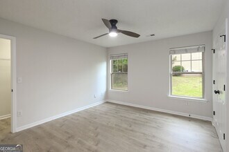 3063 Broadleaf Trail Rd in Fairburn, GA - Building Photo - Building Photo