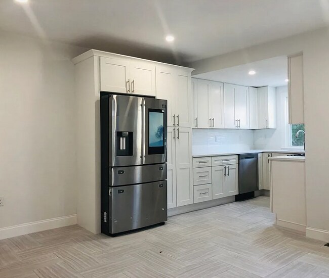 property at 31 Middle St