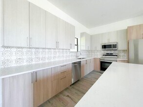 15245 Brainbridge Cir in Port Charlotte, FL - Building Photo - Building Photo