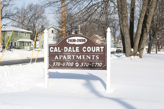 Dale Court Apartments in Greece, NY - Building Photo - Building Photo