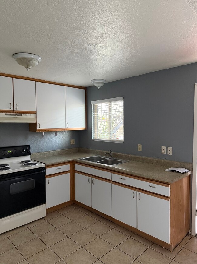 3362 N Cardi Blvd, Unit 3364 in Tucson, AZ - Building Photo - Building Photo