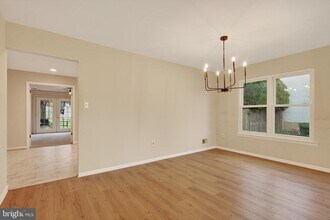 1706 Fantasia Cir in Herndon, VA - Building Photo - Building Photo