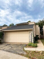 12307 Cedar Springs Ln in Oklahoma City, OK - Building Photo