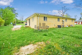 1213 Taylor Dr E in Indianapolis, IN - Building Photo - Building Photo