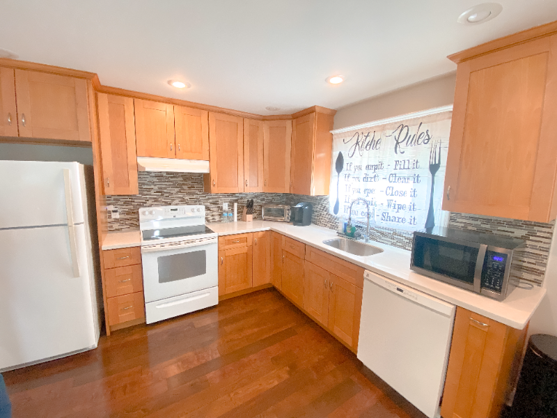 12 Linden Ave-Unit -4 in San Bruno, CA - Building Photo