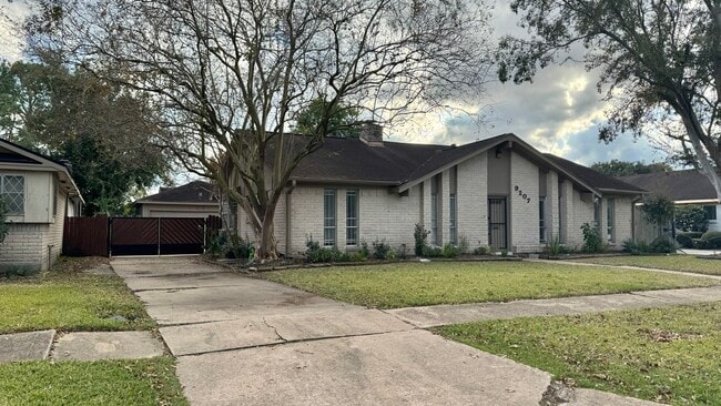 9207 Portal Dr in Houston, TX - Foto de edificio - Building Photo