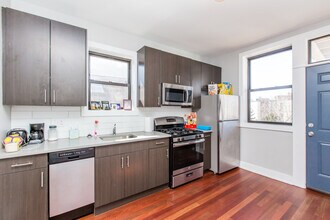 1350 N Wolcott Ave in Chicago, IL - Building Photo - Building Photo