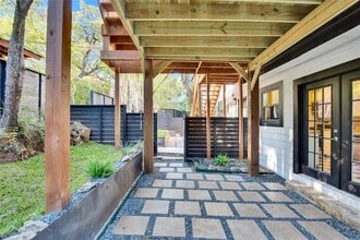 1115 Enfield Rd in Austin, TX - Building Photo - Building Photo