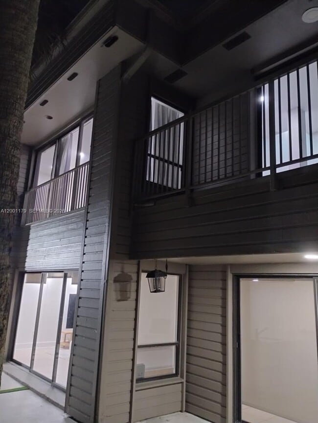 11843 SW 79th Terrace in Miami, FL - Building Photo - Building Photo