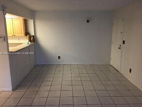 5915 Washington St in Hollywood, FL - Building Photo - Building Photo
