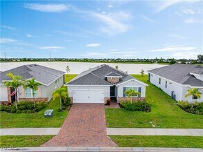 879 Stonewater Lk Ter in Cape Coral, FL - Building Photo - Building Photo