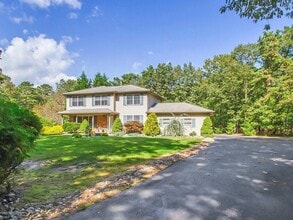 70 Bowman Rd in Jackson Township, NJ - Building Photo - Building Photo