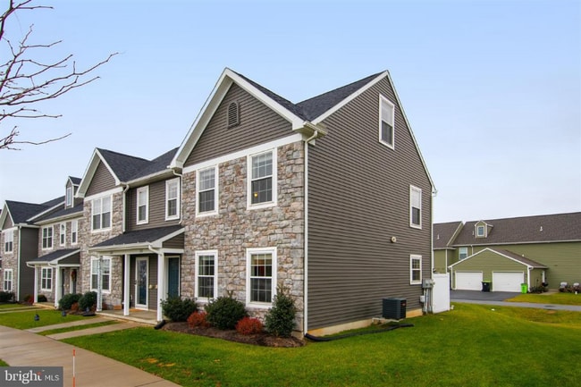212 Blackford Blvd in Lebanon, PA - Building Photo - Building Photo