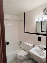 437 College Ave, Unit 3A in Greensburg, PA - Building Photo - Building Photo