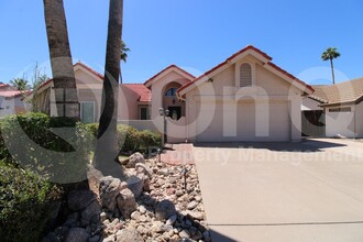 11115 E Mercer Ln in Scottsdale, AZ - Building Photo - Building Photo