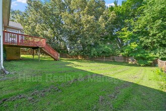 1109 Gunpoint Dr in Clarksville, TN - Building Photo - Building Photo