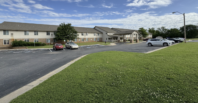 Temple Gardens Senior Housing in Oklahoma City, OK - Building Photo - Building Photo