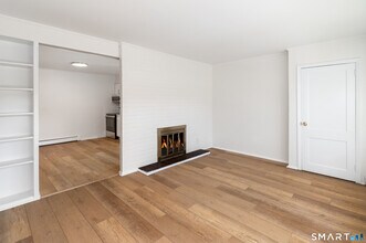 1329 Stillwater Rd in Stamford, CT - Building Photo - Building Photo