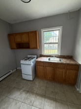 315 E Jersey St in Elizabeth, NJ - Foto de edificio - Building Photo