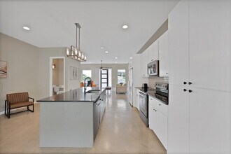 4635 Calmont Ave in Fort Worth, TX - Building Photo - Building Photo