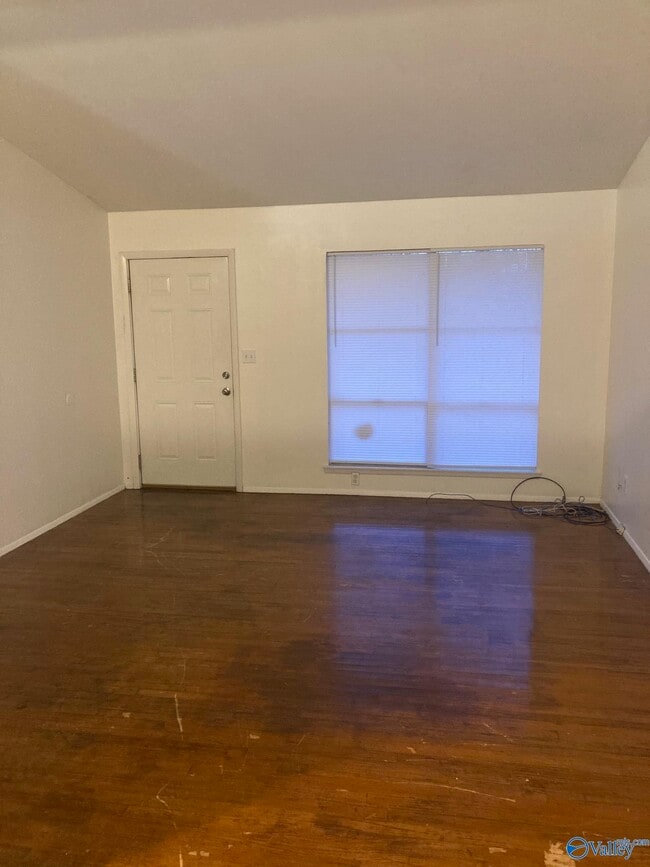 702 Mastin Lake Rd NE in Huntsville, AL - Building Photo - Building Photo