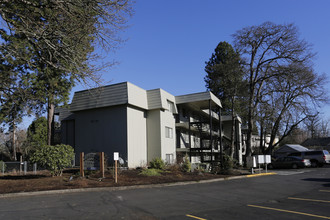 Millbridge Terrace in Salem, OR - Building Photo - Building Photo