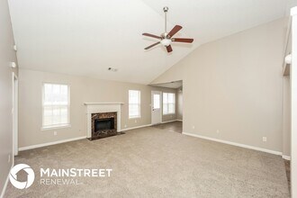 425 Buffington Dr in Union City, GA - Foto de edificio - Building Photo