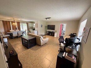 310 Wildwood St in Mary Esther, FL - Building Photo - Building Photo