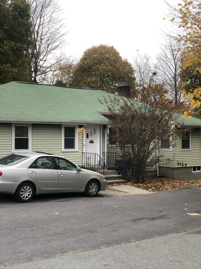 769 N Main St Apartments and Nearby Randolph Apartments For Rent