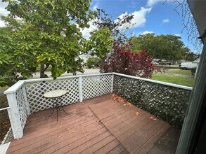 3028 SW 50th St in Fort Lauderdale, FL - Building Photo - Building Photo