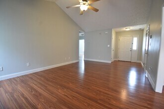 4325 Wavetree Dr in Fayetteville, NC - Building Photo - Building Photo
