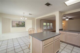 12810 Bartholdi St in Austin, TX - Building Photo - Building Photo