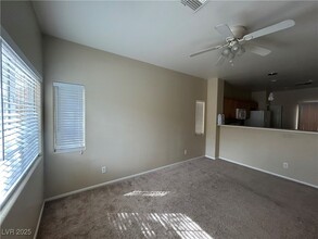 11145 S Abbeyfield Rose Dr in Henderson, NV - Building Photo - Building Photo