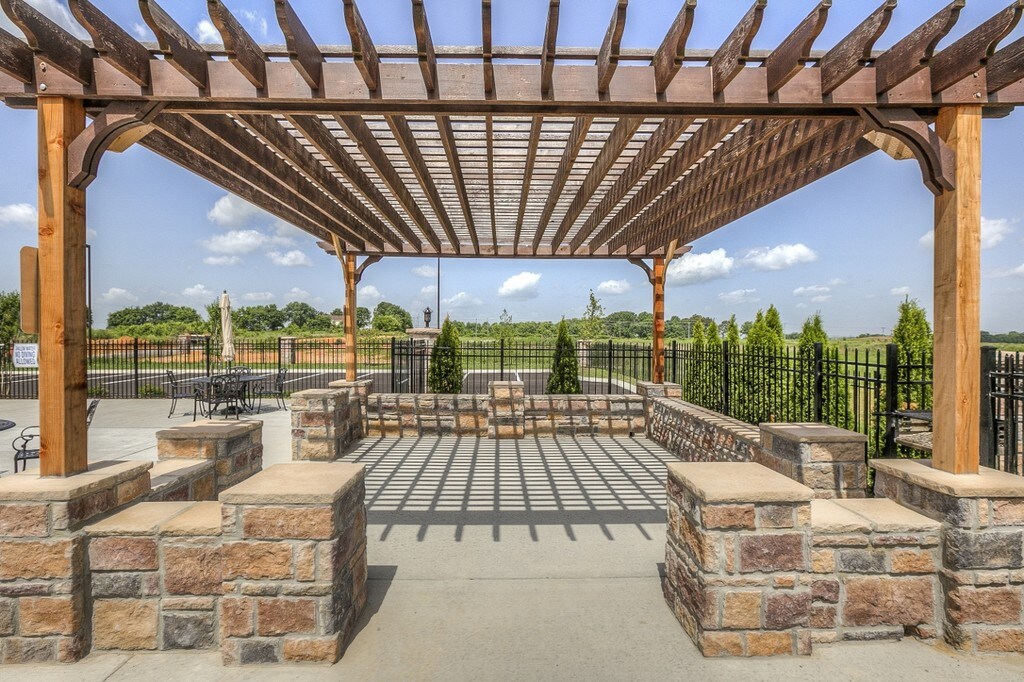 Addison at Rossview Apartments in Clarksville, TN