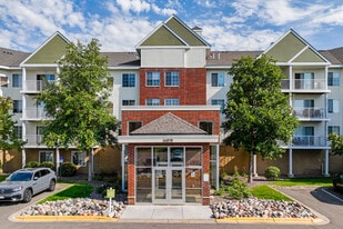 Avana Maple Grove in Maple Grove, MN - Building Photo