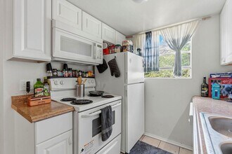 710 E Dean Keeton St in Austin, TX - Building Photo - Building Photo