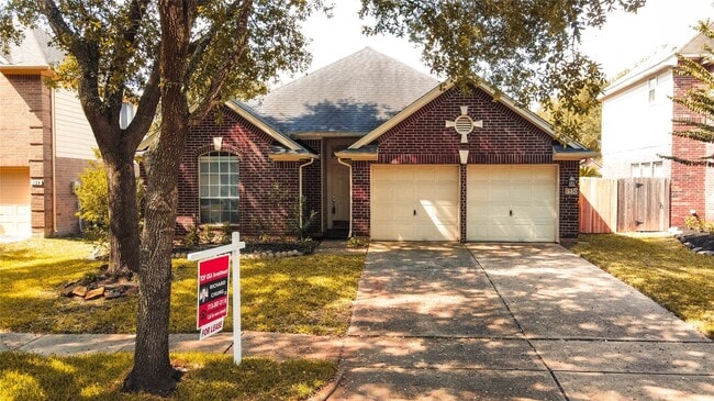 property at 130 Lissa Ln