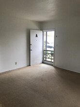 5690 Sawtelle Blvd, Unit D in Culver City, CA - Building Photo - Building Photo