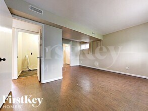 1154 Rathbone Ave in Aurora, IL - Building Photo - Building Photo