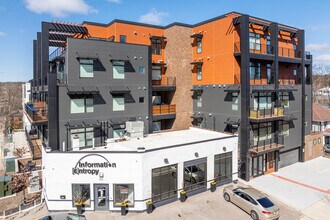 Ashley Street condos in Ann Arbor, MI - Foto de edificio - Primary Photo