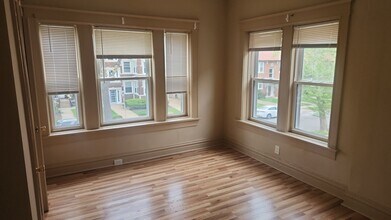 6312 Cates Ave, Unit 2e in University City, MO - Building Photo - Building Photo