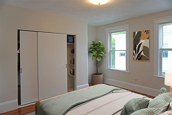 58 Oxford St, Unit 3 in Somerville, MA - Foto de edificio - Building Photo