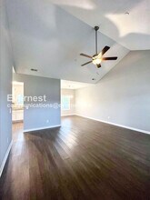 1108 Prospect Ct in Columbia, TN - Foto de edificio - Building Photo