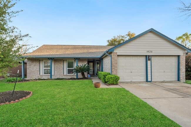 19211 Haystream Dr in Katy, TX - Building Photo - Building Photo