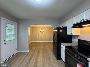 29831 Lee Rd in Mechanicsville, MD - Building Photo - Building Photo