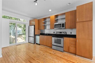 1302 Noguchi Mews NW, Unit 18207 in Atlanta, GA - Building Photo - Building Photo