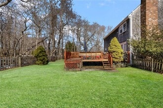 1059 E Shore Rd in Jamestown, RI - Building Photo - Building Photo